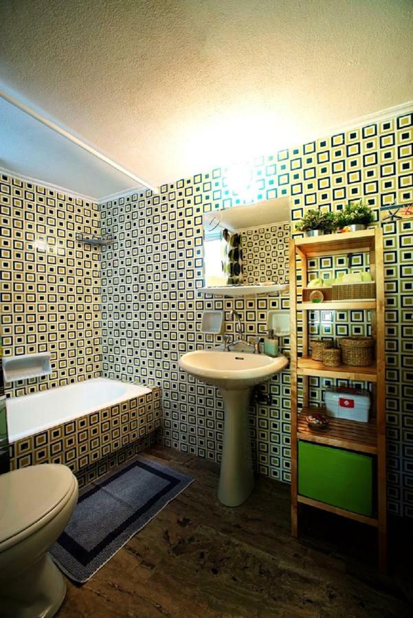 Cosy Apartment 51 , Pagrati Атина Екстериор снимка